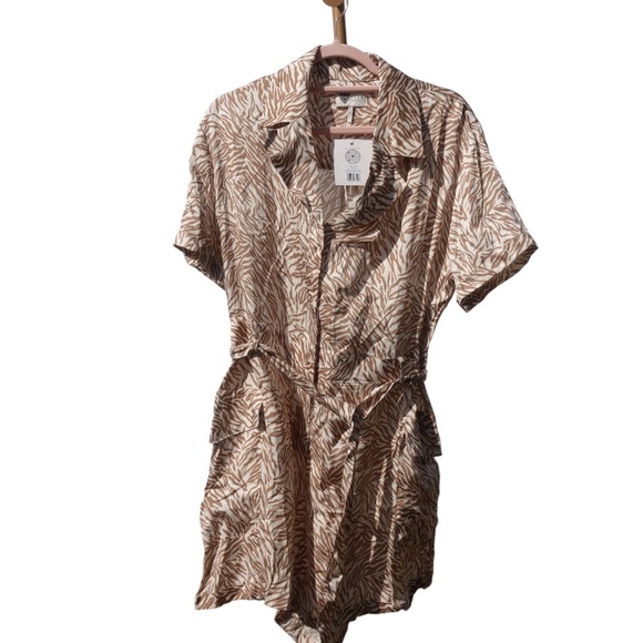 Lita By ciara Revolve Romper Animal Print NWT Size Large $348 summer style - Picture 2 of 9